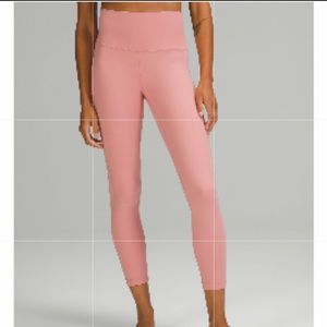 SALE: NWOT Lululemon Align 25”